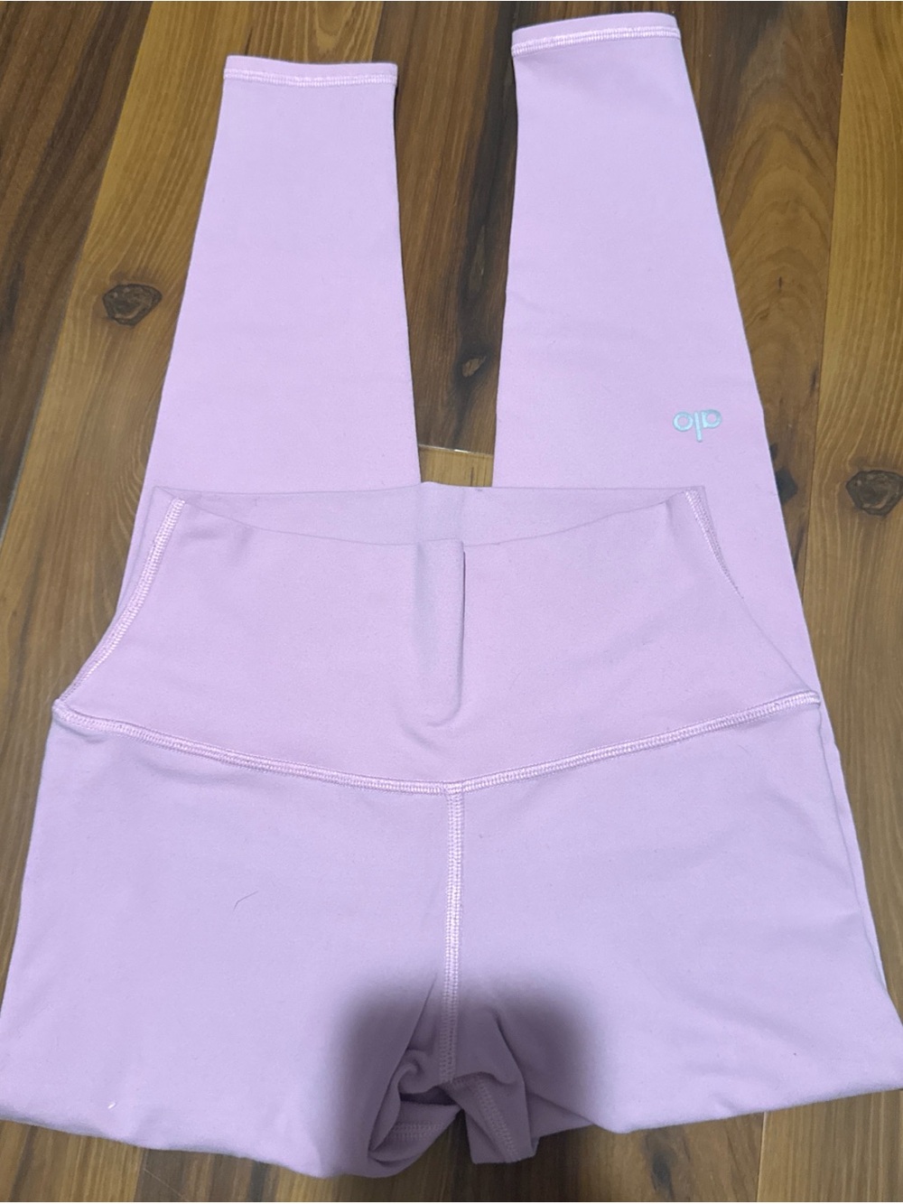 Alo leggings